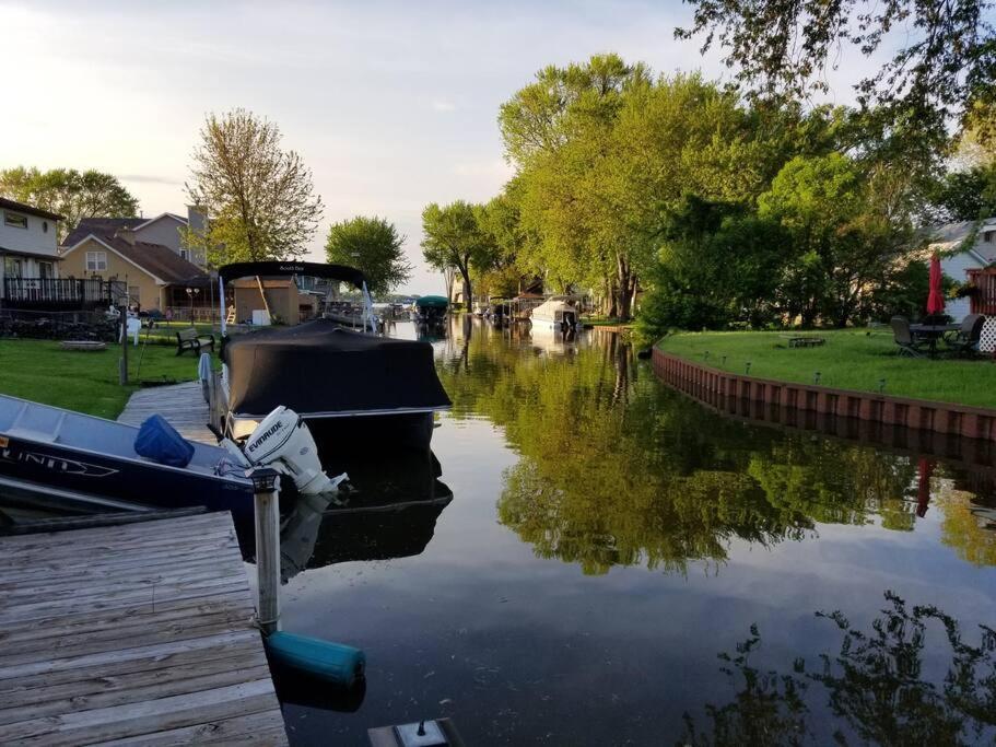 Chain O Lakes Nautical 4Bed 3Bath Waterfront With Bonus Room, Large Deck And Hot Tub Fox Lake Exterior foto